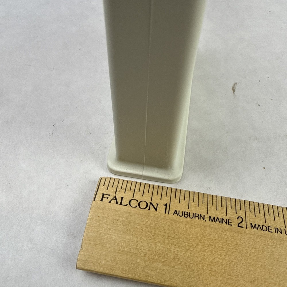 The Sharpery Chantry Pull Thru Knife Sharpener Handheld White With Instructions