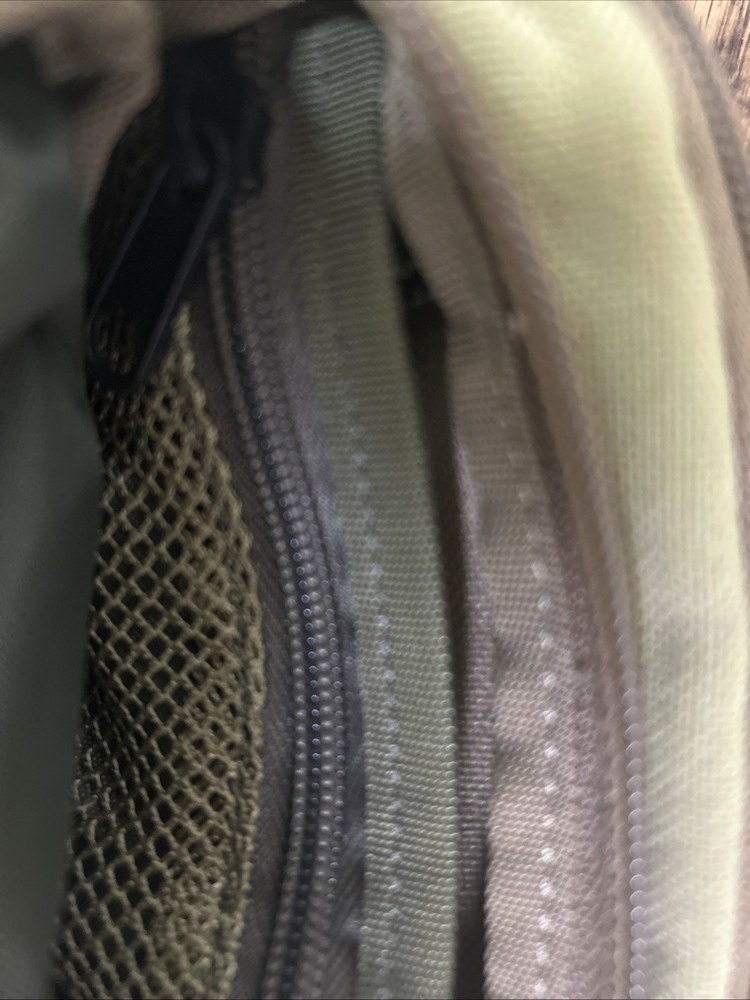 Fishpond Fly Box And Accessory Bag For Wading Belt
