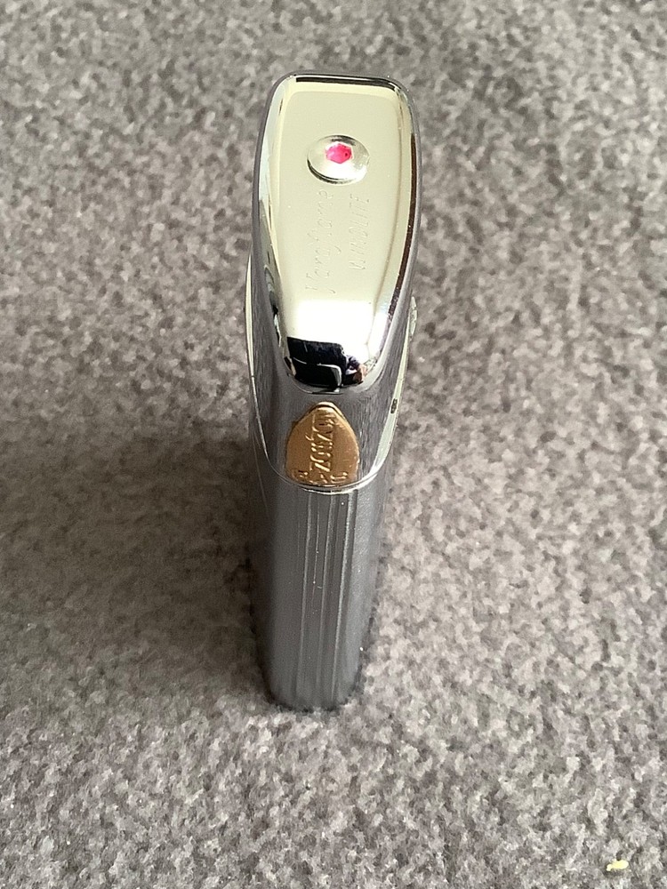 vintage ronson Wind lite varaf lame lighter working