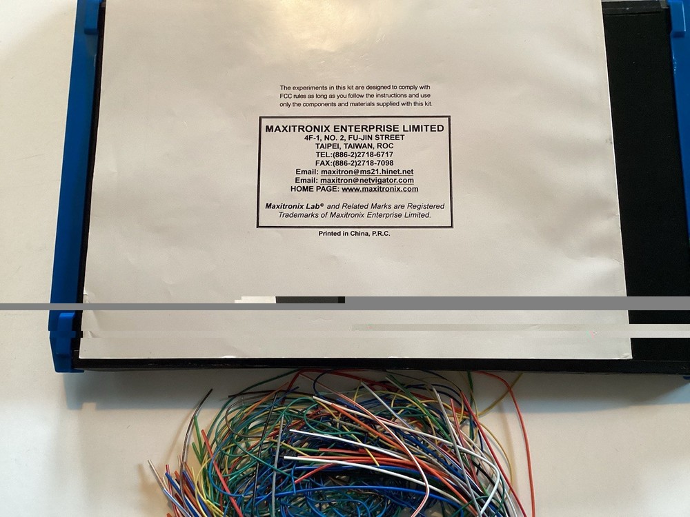 ELECTRONICS-Maxitronics - Science Fair 130 In One - LAB KIT