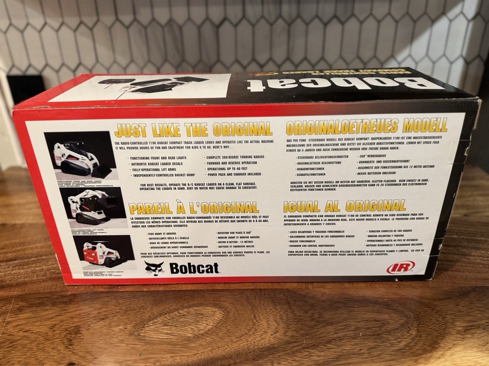 Bobcat T190 Radio Controlled Compact Track Loader