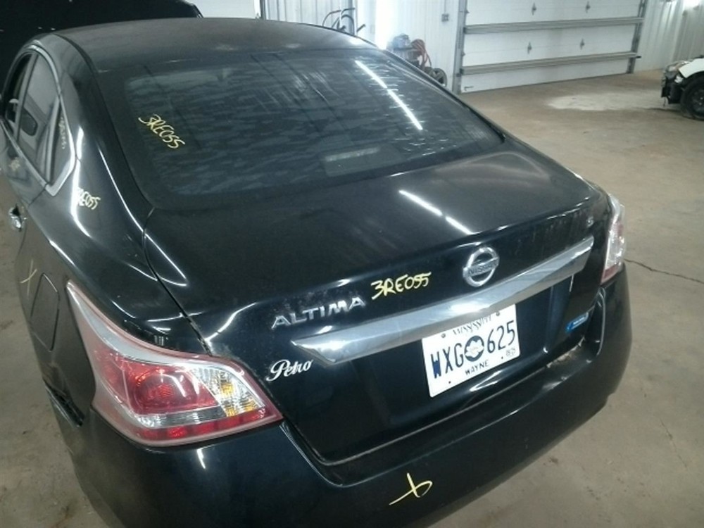ALTIMA 2013 Fuse Box Cabin 104851254