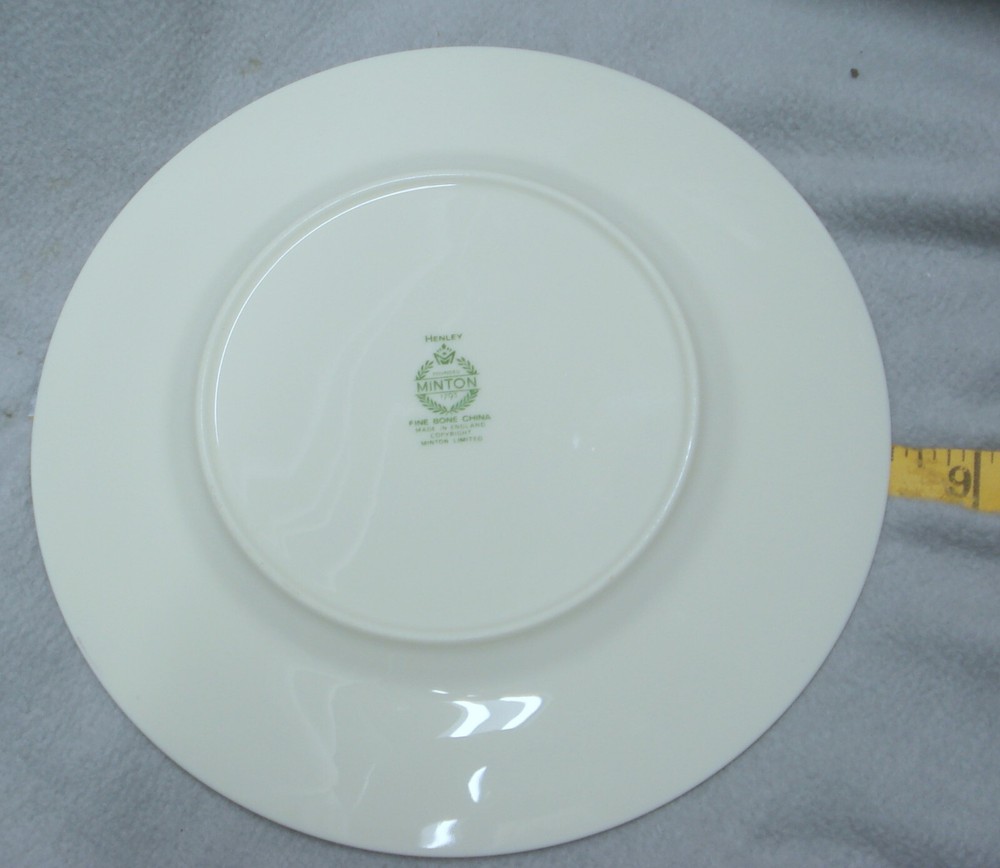 Minton Henley 5 Piece Place Setting - Made in England
