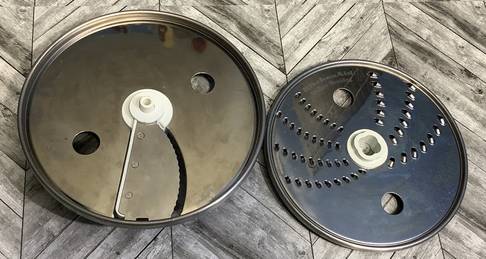 2 Kitchen Aid KFP1333 Food Processor Medium Shredding & Adjustable Slicing Discs