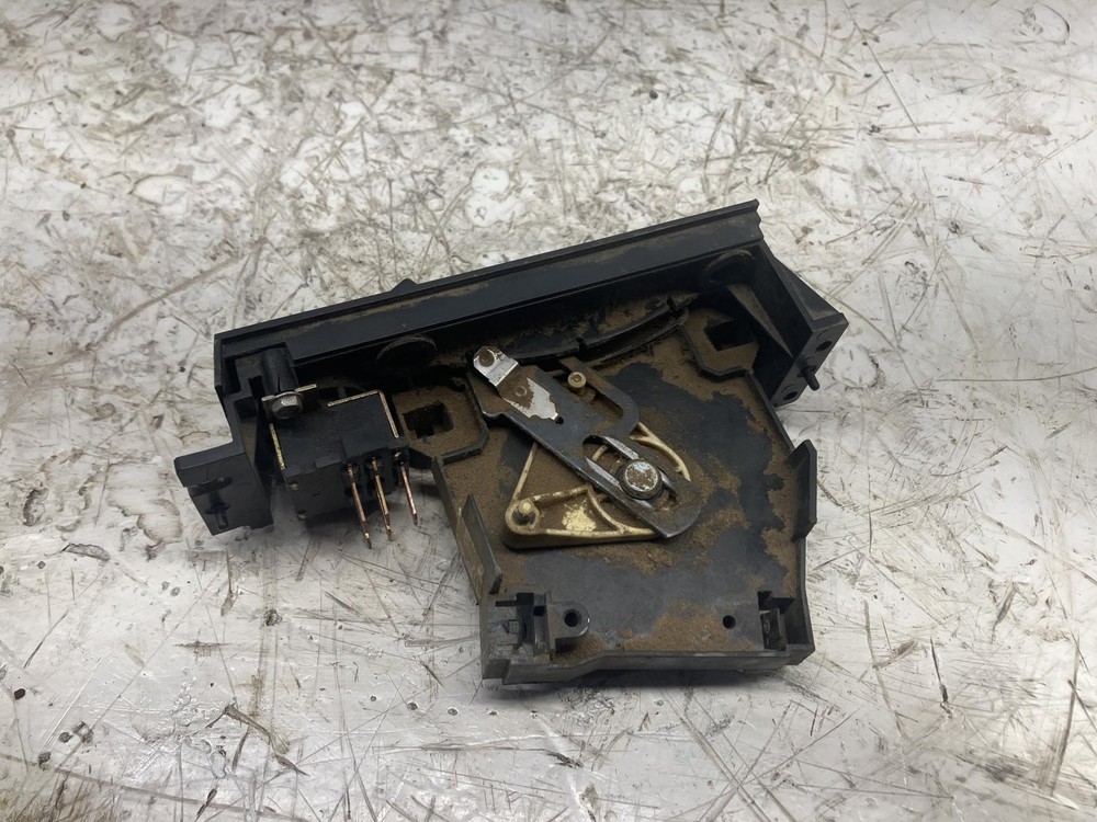 GMC TOPKICK Heater A/C Temperature Controls - Used