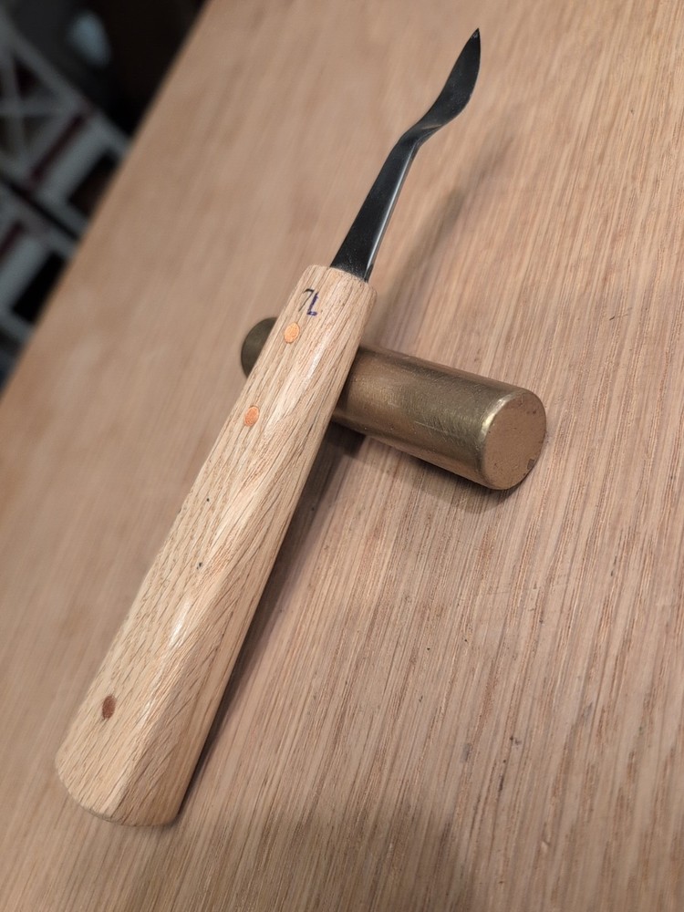 Original Denny #7L Bent Hook Carving Tool