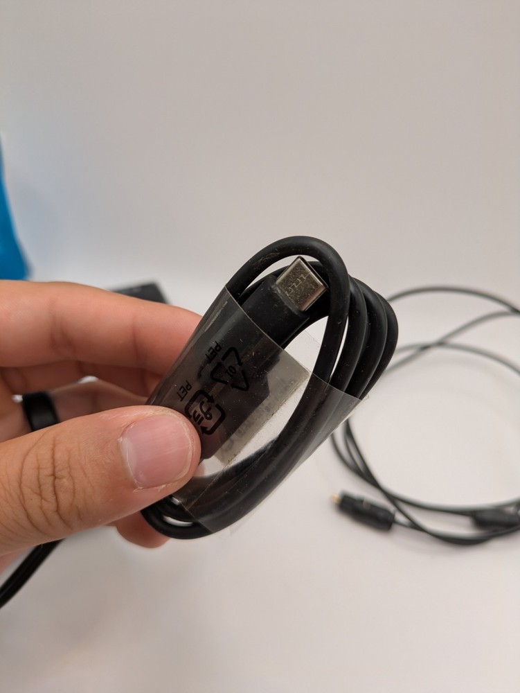 Homespot HD Bluetooth Audio Transmitter - Model - BTADP-128-D OPEN BOX