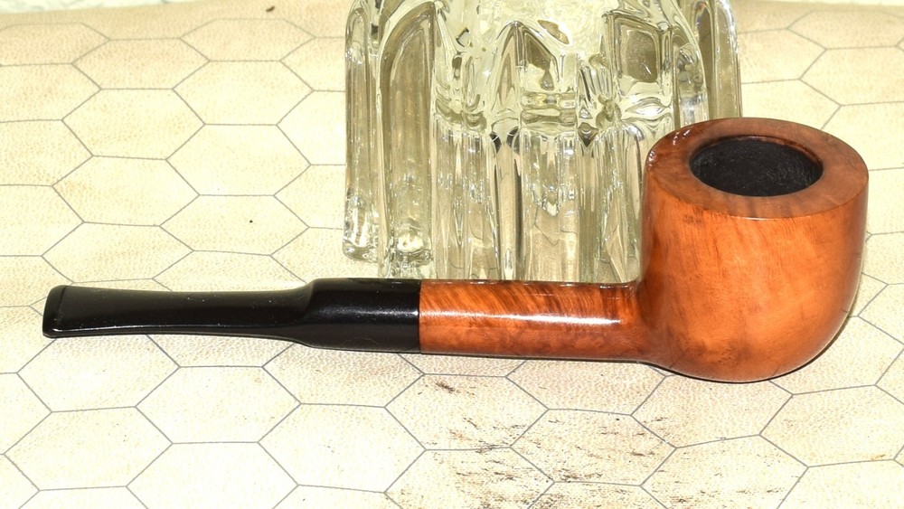 LONDON STYLE MODEL 301 Tobacco Pipe #E522