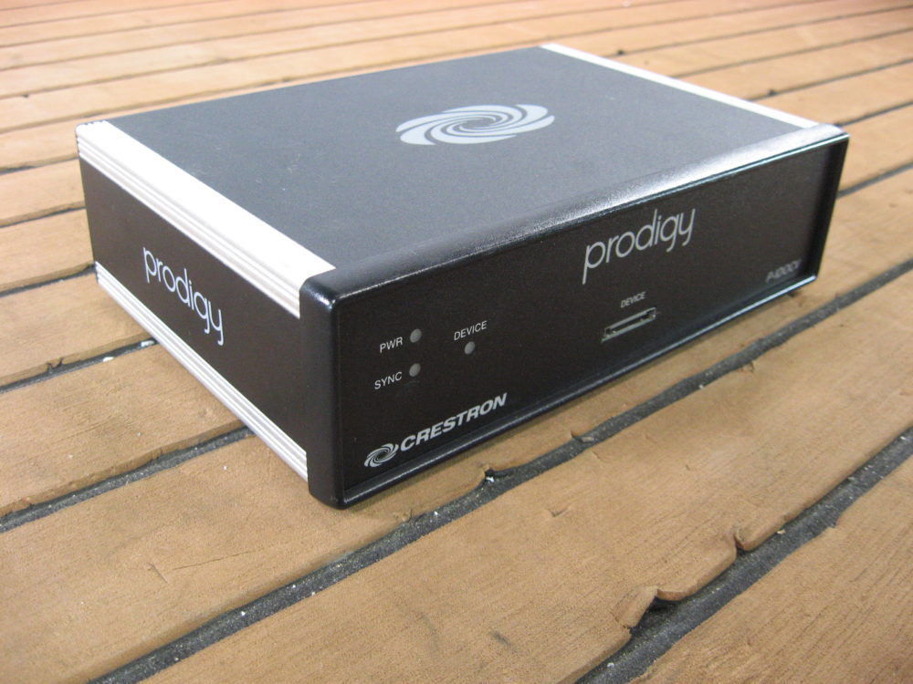 Crestron P-IDOCV w/ Module, Dock, Power Cable, & Cable between Dock & Module