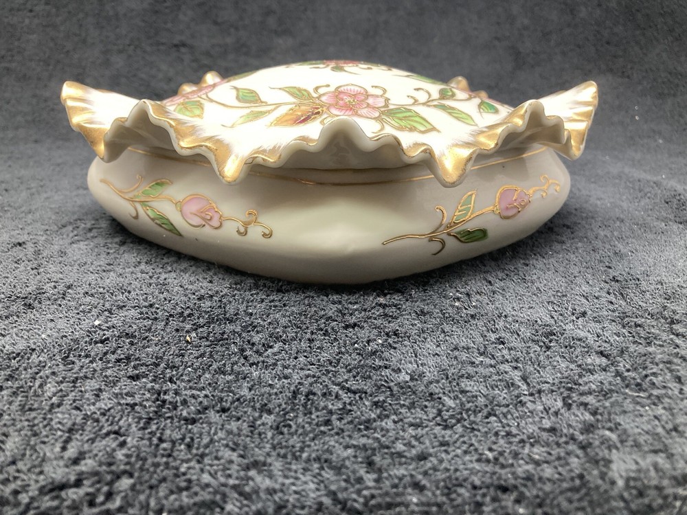 vintage dresser box