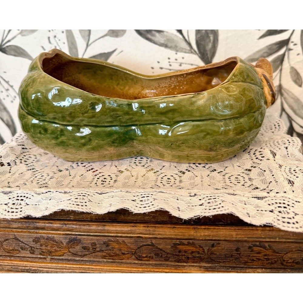 Vintage squash pottery holder table or shelf display