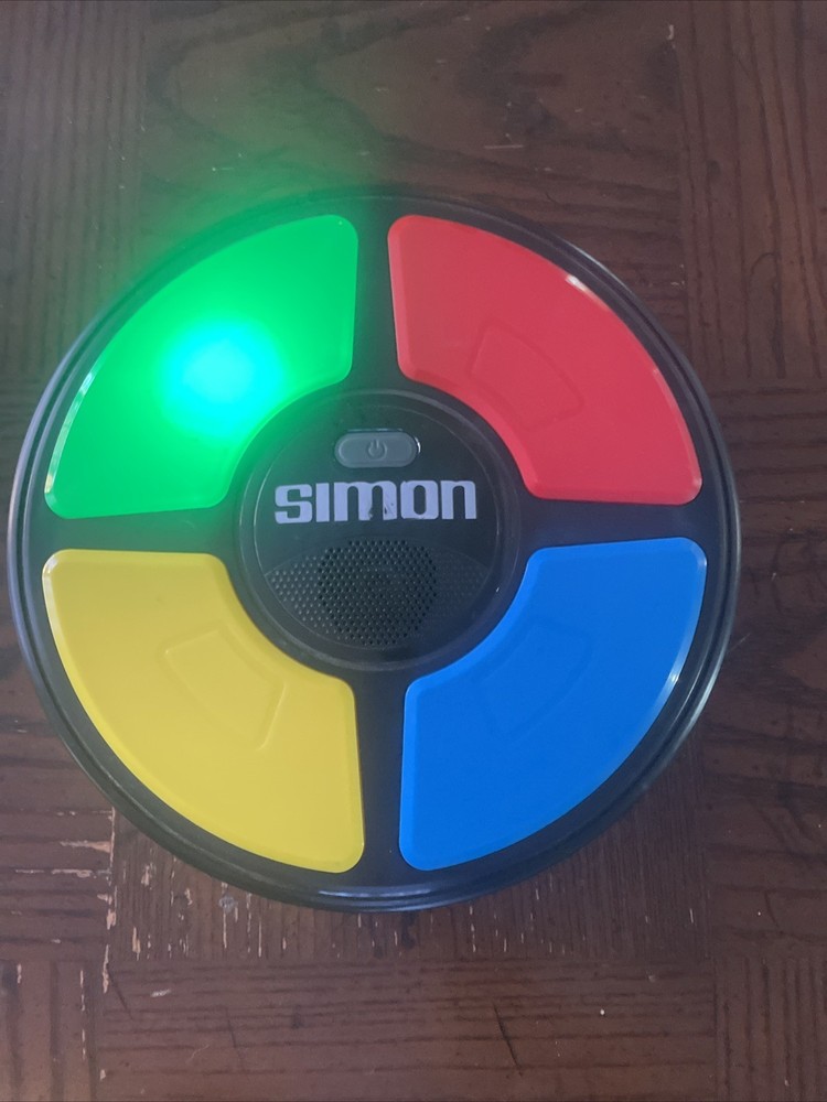 Simon Electronic Game 2015 Memory Hasbro Gaming B7962 Tested