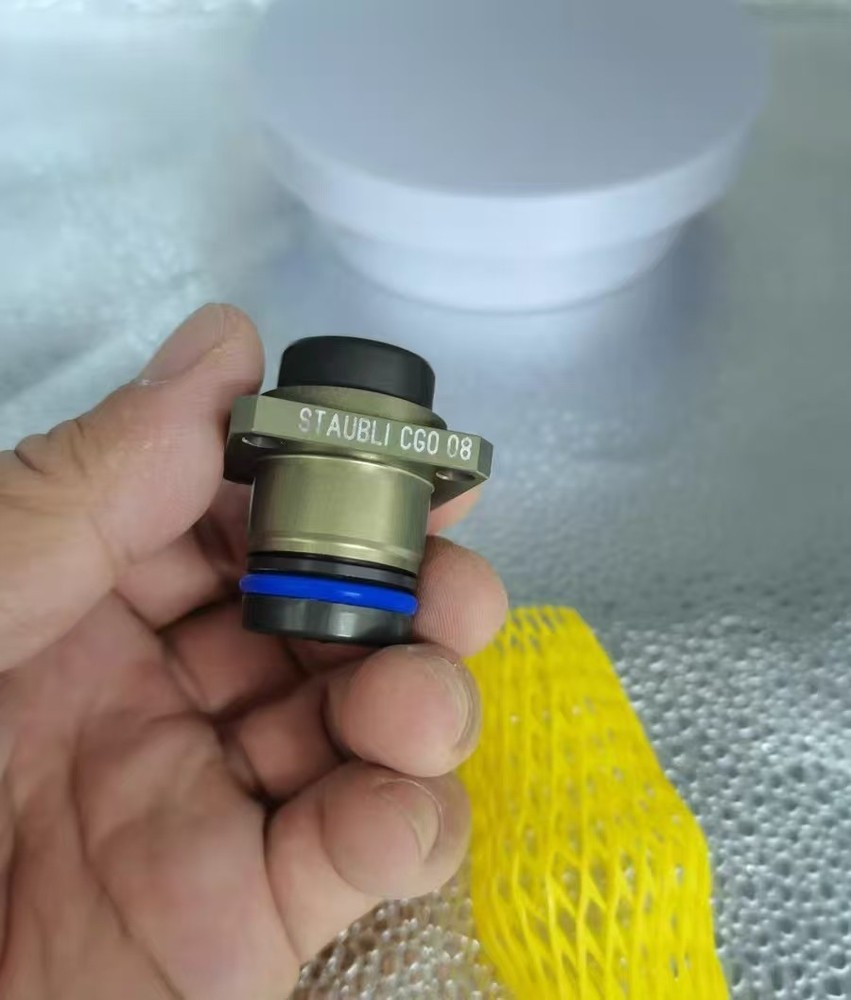 1pc STAUBLI CGO08.2../L Fluid/ Liquid cooling quick Release couplings Connectors