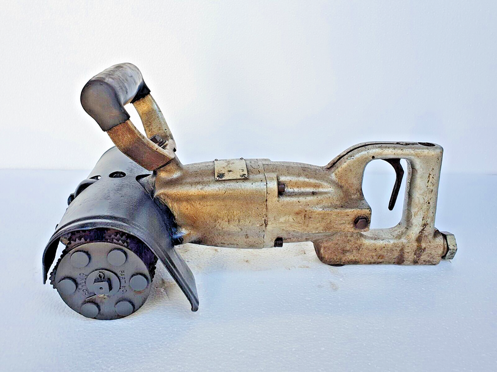 AURAND MP Pneumatic Surface Scaler, Cleaning Tool, Scale And Rust Remover # 6