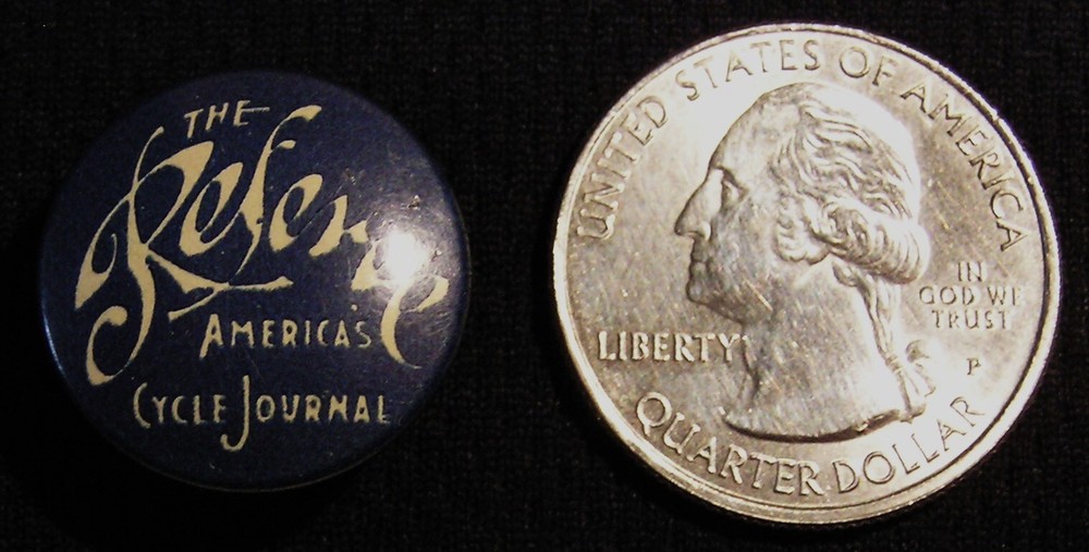 1890's "THE REFEREE AMERICA'S CYCLE JOURNAL" BICYCLE ADVERTISING BUTTON STUD PIN