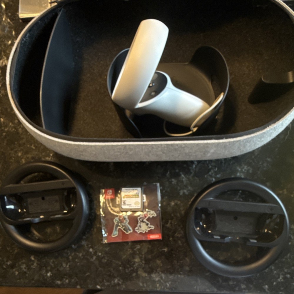 VR Carrying Case for Headset and Controller Accessories, Gray/Black