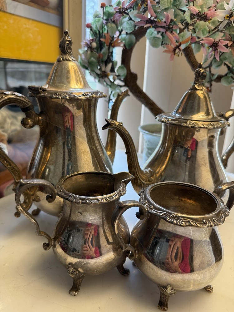 Wallace silver plated tea cup set 1100 Vintage