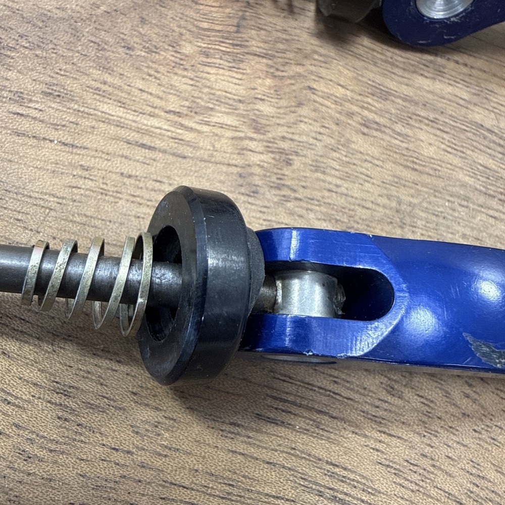 Salsa Front Rear Wheel Quick Release Skewer Pair 130/135m Blue