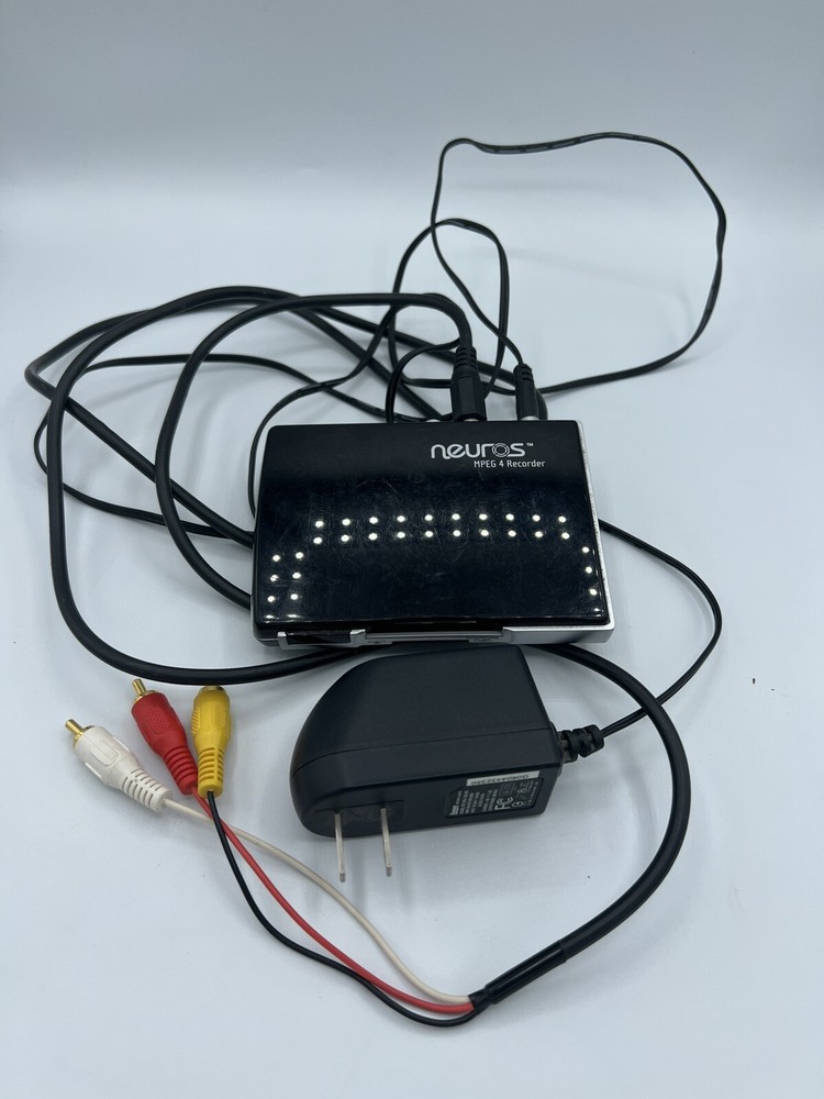 Neuros MjB2400 MPEG4 Video Recorder 2 MPEG4 With Cables