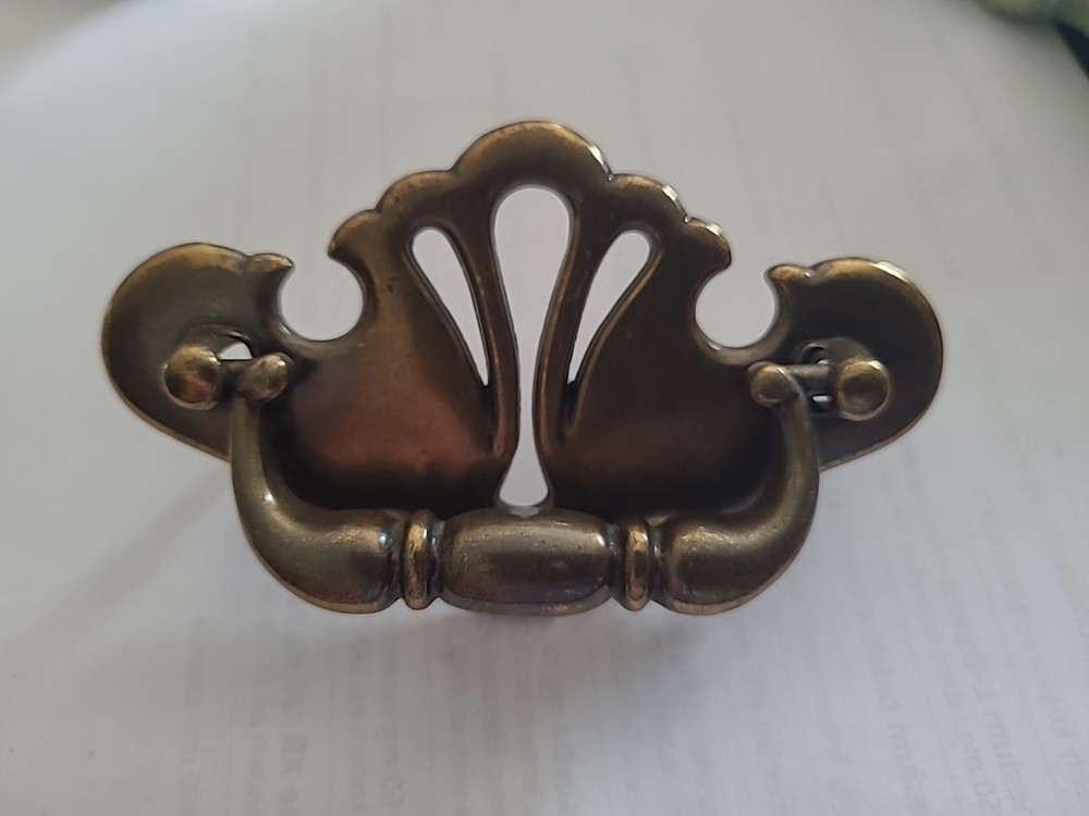 VINTAGE DRAWER PULL DROP HANDLE 4” LONG 2 1/2” WIDE