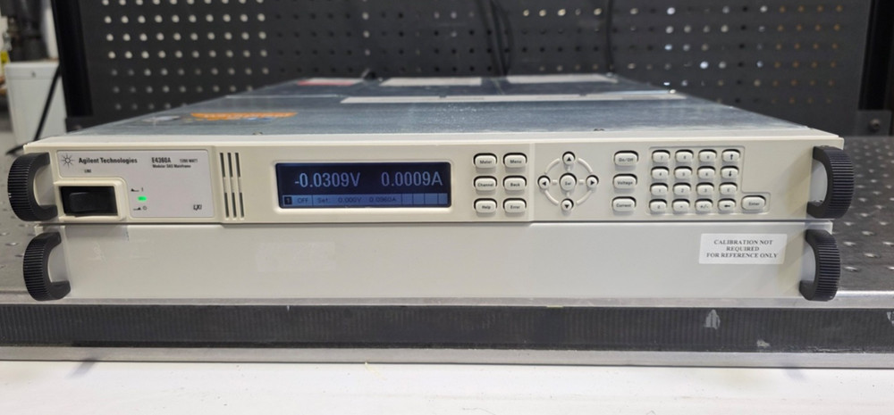 Agilent E4360A Modular Solar Array Simulator (2)  Modules (1) E4361A (1) E4362A