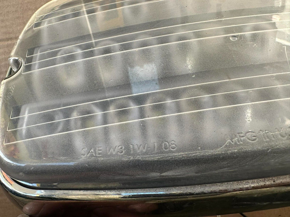 WHELEN 12V white SCHENE LIGHT TESTED!!!