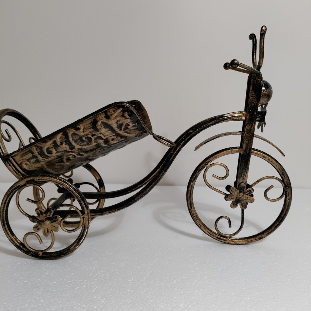 Stylish Bronz Wine Bottle Holder Tri-Cycle