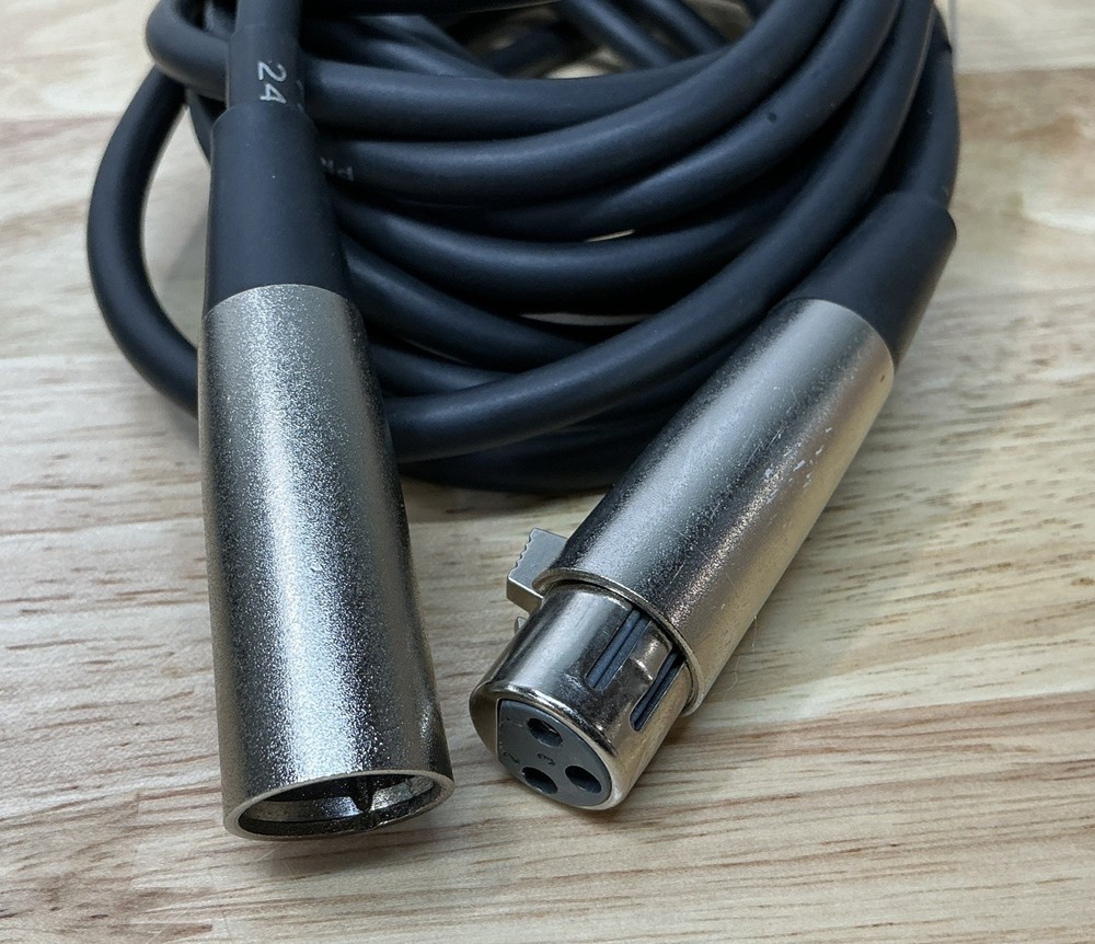 Digital Reference DVR200 Wired XLR Dynamic Microphone