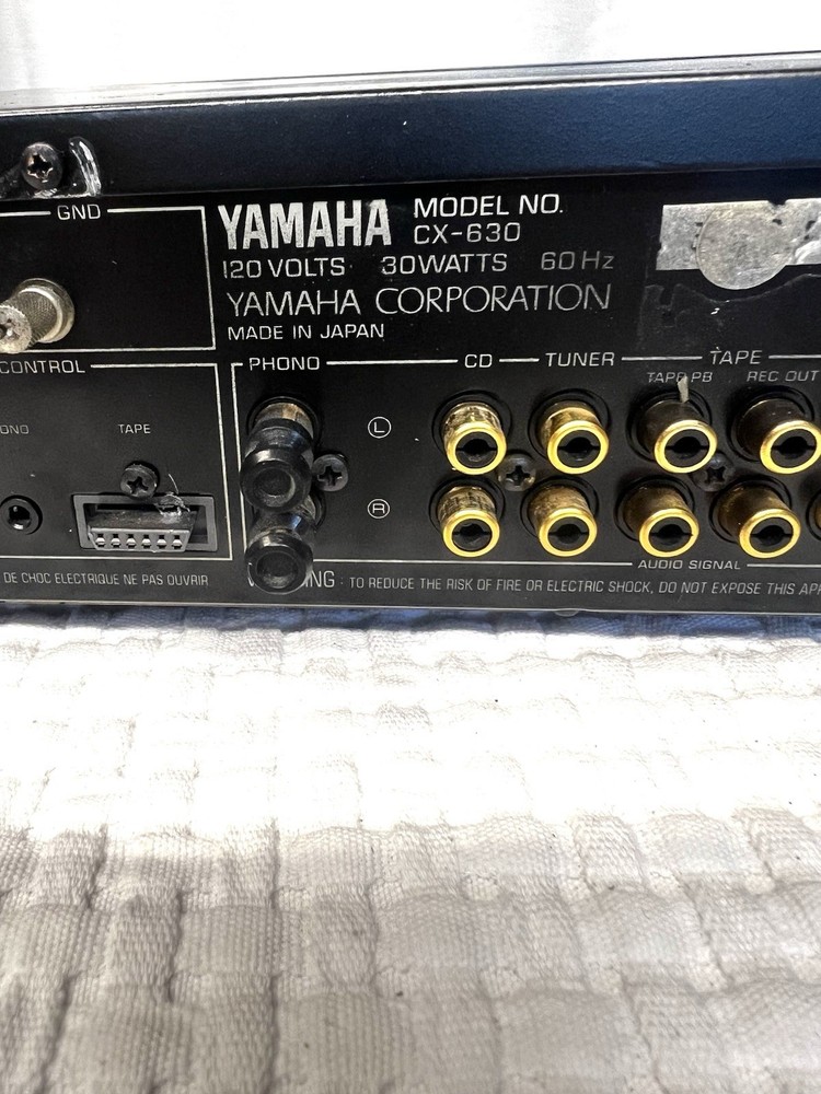 Yamahe CX-630 Preamplifier