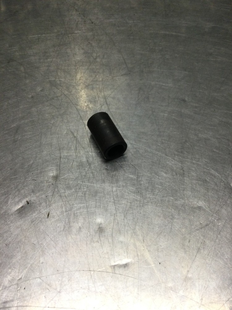 POLARIS SNOWMOBILE BUSHING 5135043 t333K