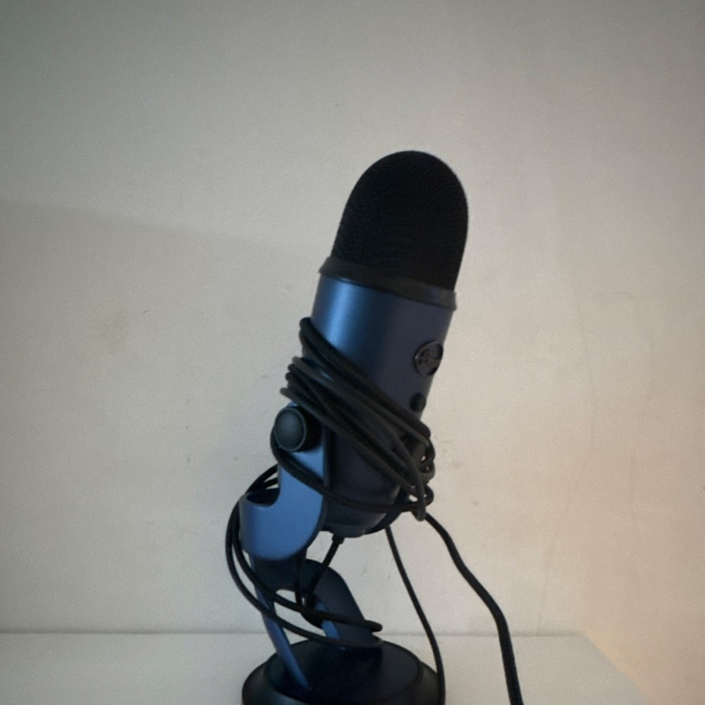 Blue Yeti USB Microphone Blue Adjustable Stand Freestanding