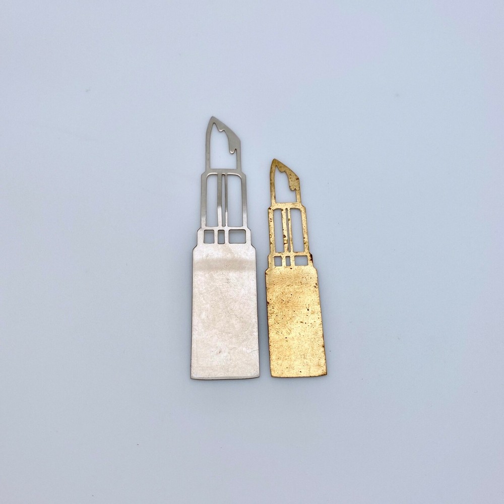 Lipstick Pendant (MP31)