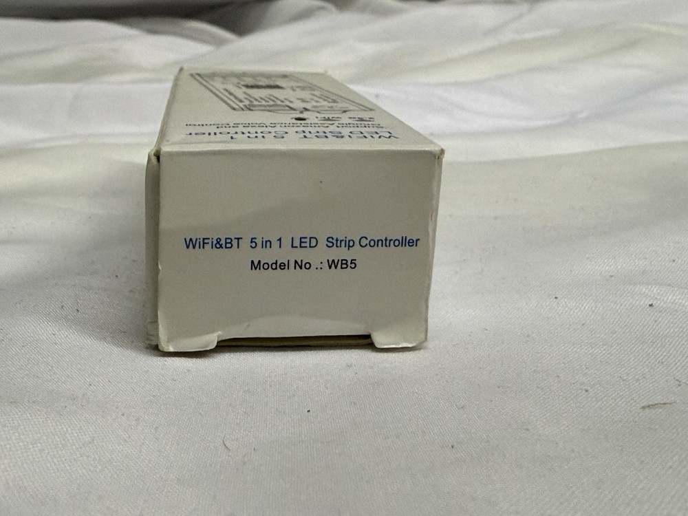 WB5 WiFi & BT 5-in-1 LED Strip Controller