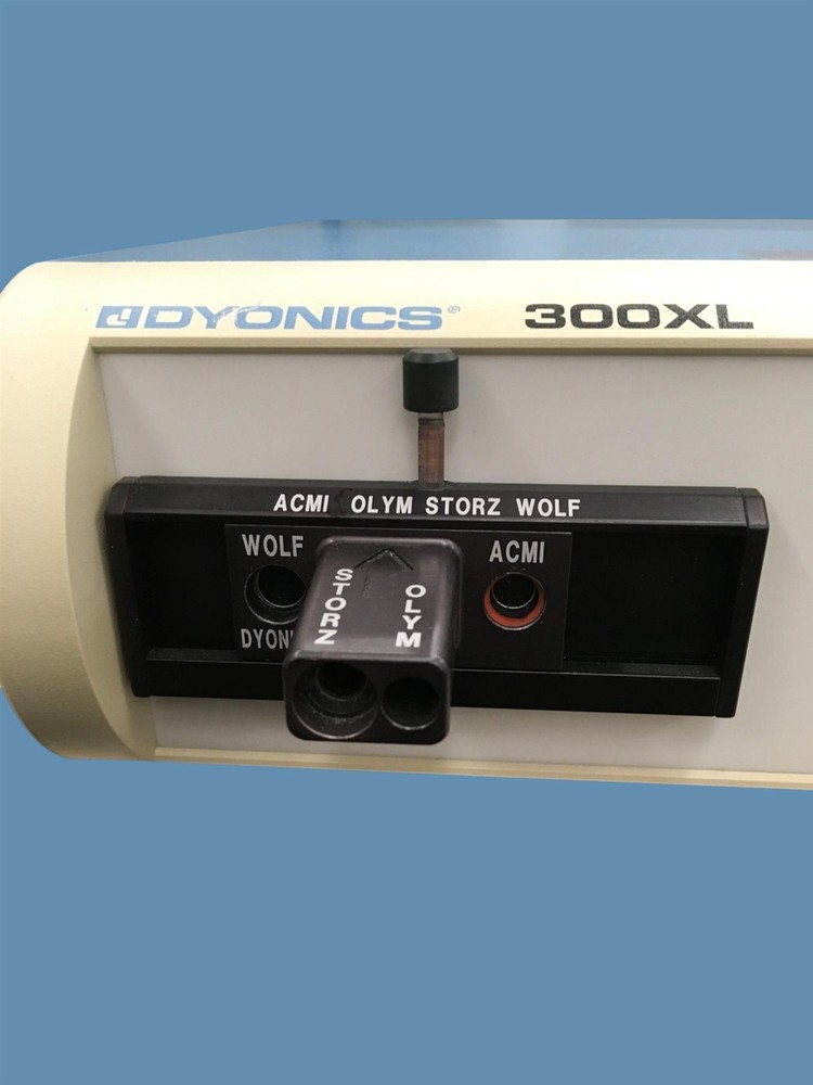 Smith & Nephew Dyonics 300XL Xenon Light Source (2007) | REF 7206084