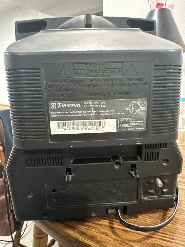 Emerson TV Combo VHS Player (Player not working 100%) EWC1303