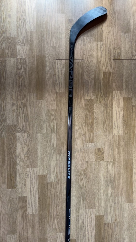 Bauer Hyperlite 2 (Black) 87 Flex P92 – New – Left Hand