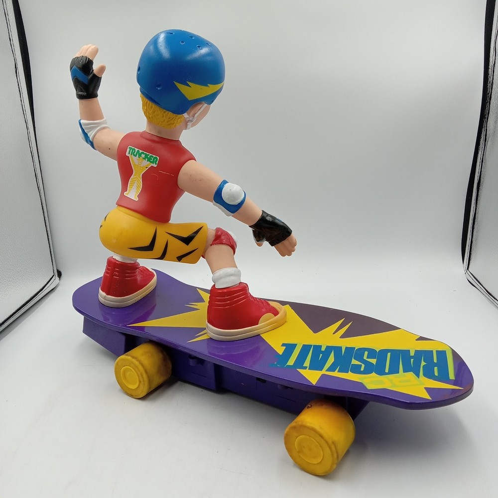 Vintage 1987 Matchbox RC Radskate Skateboard No Remote Untested