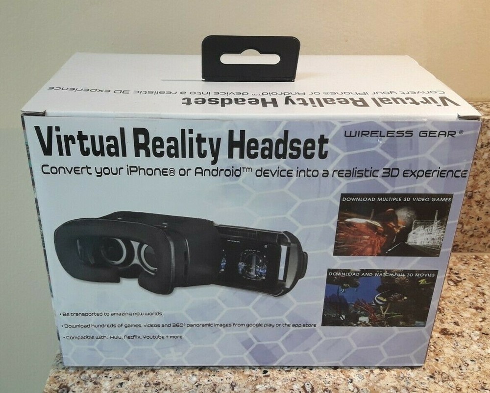 Wireless Gear™ Wireless Gear Plastic Virtual Reality Headset - Android or iPhone