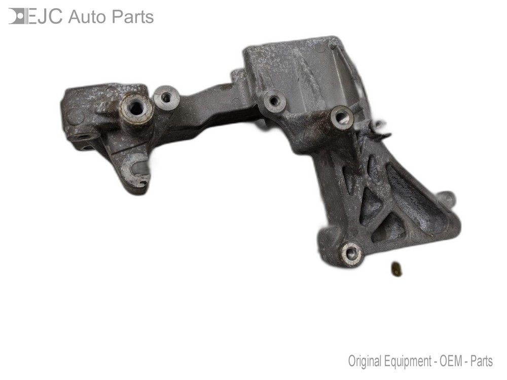 Accessory Bracket For 16-18 Jeep Cherokee  2.4