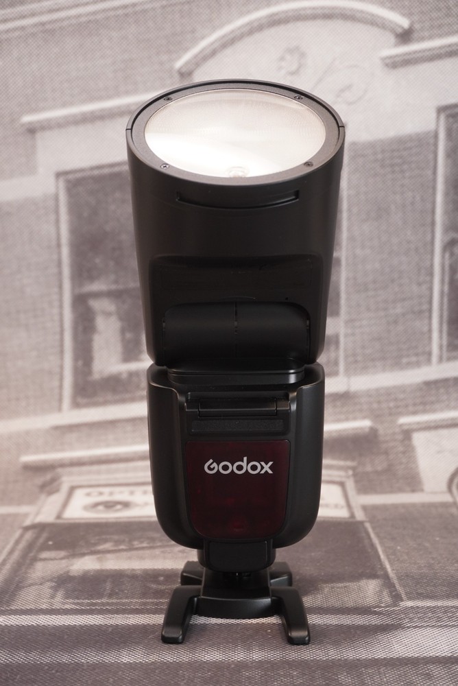 Godox V1Pro Round Head Flash (FUJI)