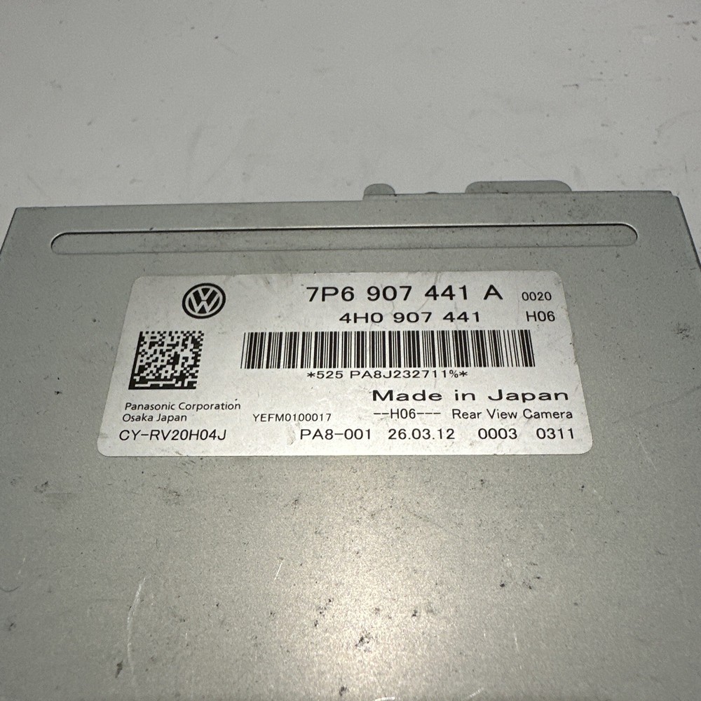 2011-2016 VW TOUAREG - REAR VIEW / Reverse Camera Control Module 7P6907441A