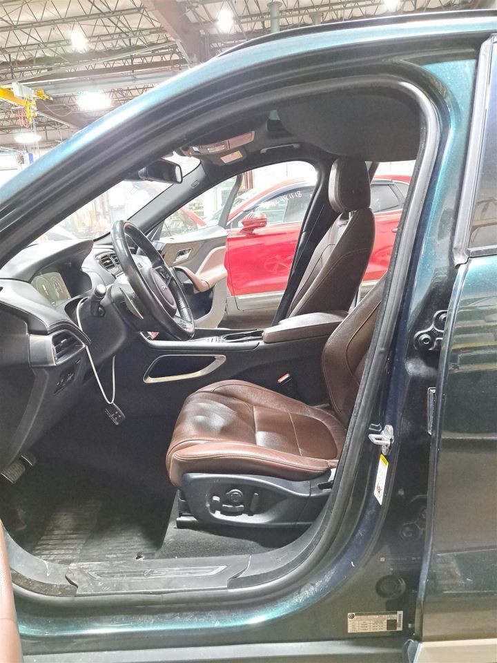 2017 F-pace Display Screen Sku#4282155