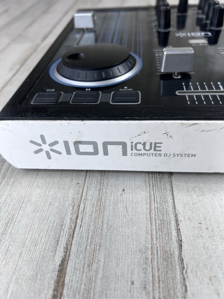 Numark Total Control DJ Double Mixing Deck w/ USB Cable (Missing AC Adapter)