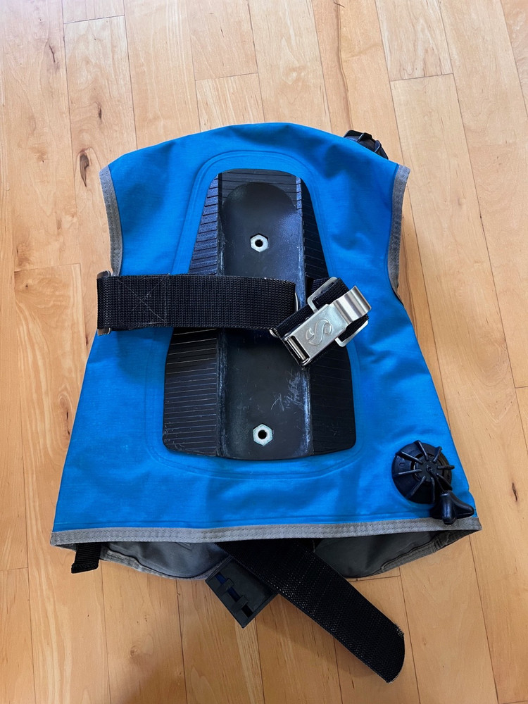 Scubapro Classic BCD.Size Small- Front Adjustable -Blue
