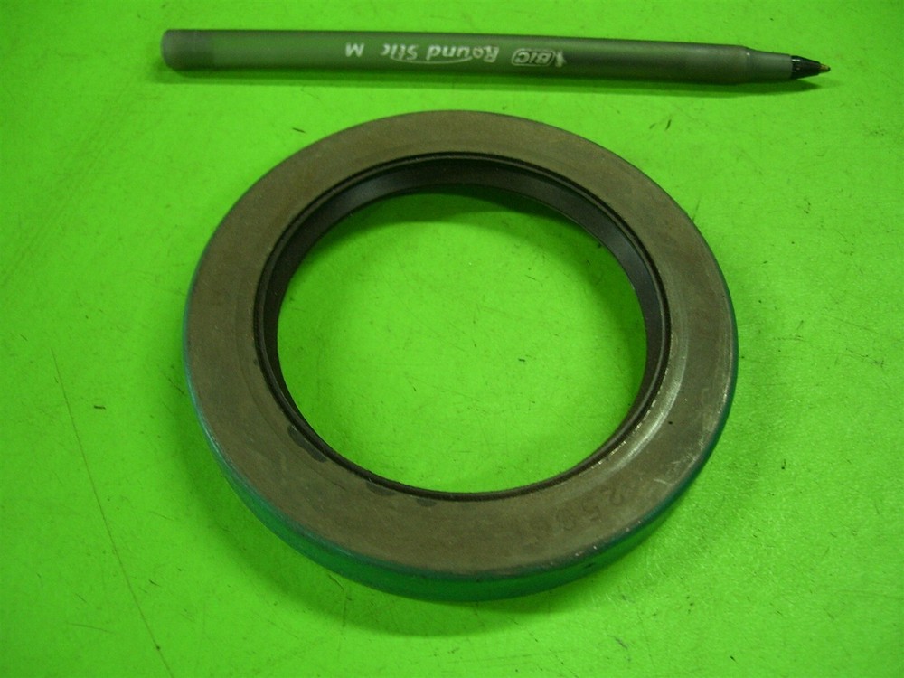 CR 25661 Multi-Purpose OIL SEAL