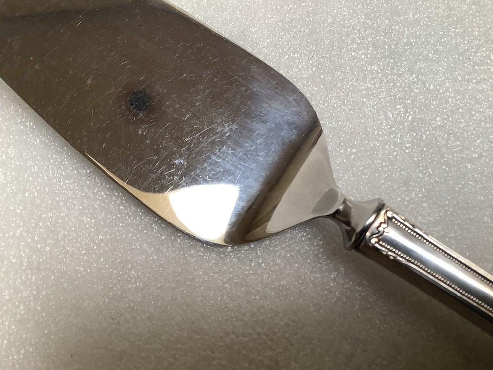 1847 Rogers IS Silverplate Remembrance Pie Server Stainless Handle 10 1/2”