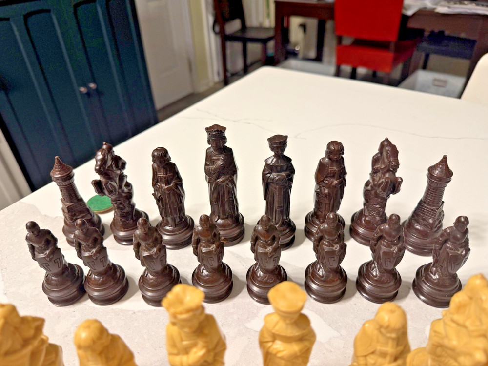 Vintage ANRI Renaissance Chess Set, Complete