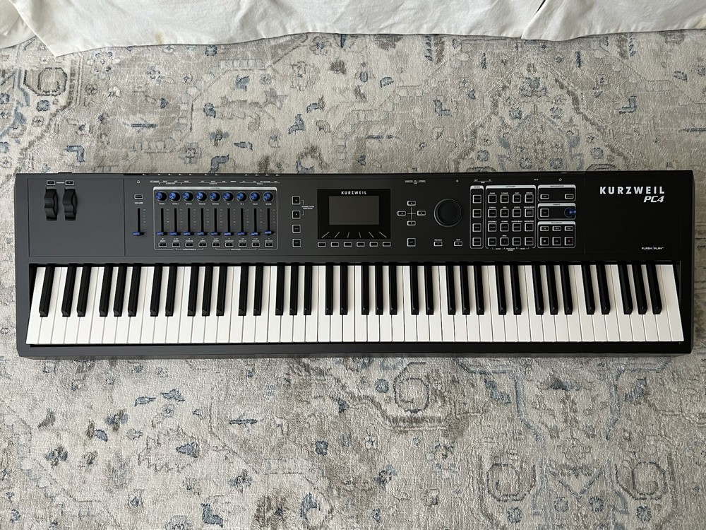 Kurzweil PC4 88-Key Performance Controller