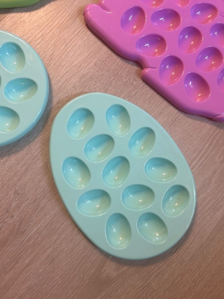 Bunny & Egg Plastic Easter Egg Coloring Egg Holder Set of 4