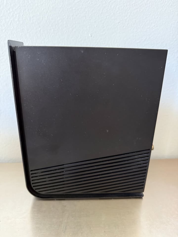 Arris DG2470 Cable Wireless Modem Gateway